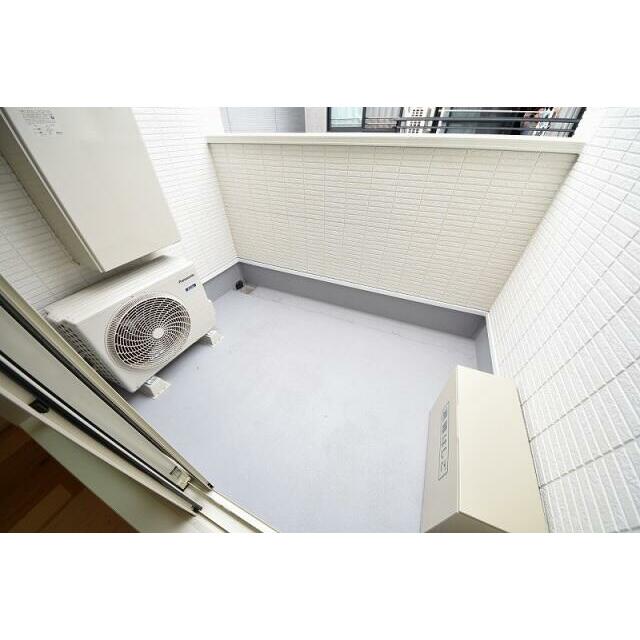 バルコニー　綺麗なバルコニー