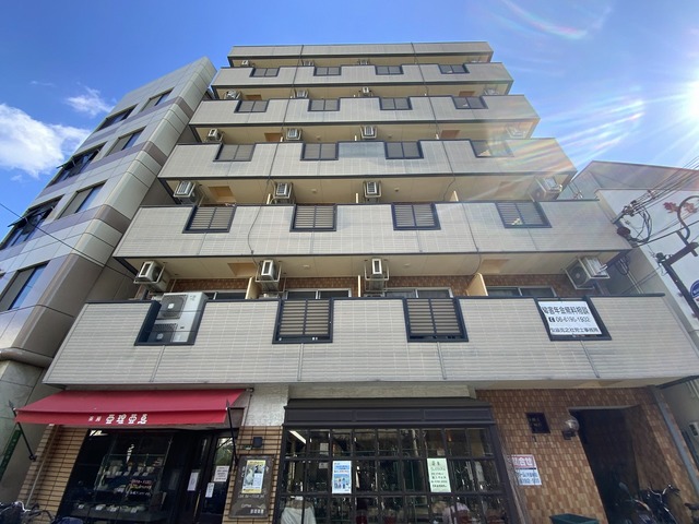 建物外観　相川駅が目の前のマンションです。