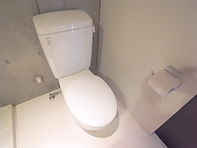トイレ　清潔感あるトイレです