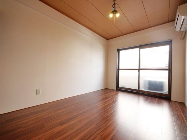 居室・リビング　★お部屋探しはタウンハウジング稲田堤店まで★