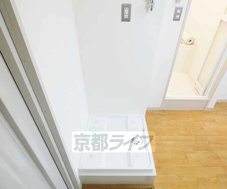 その他設備　室内洗濯機になります。