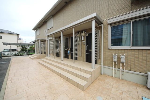エントランス　★見学希望等はタウンハウジング中央林間店までお気軽に♪★