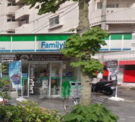 コンビニ　ファミリーマート　広小路葵（コンビニ）まで158m