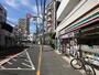 コンビニ　セブンイレブン中野中央店（コンビニ）まで100m