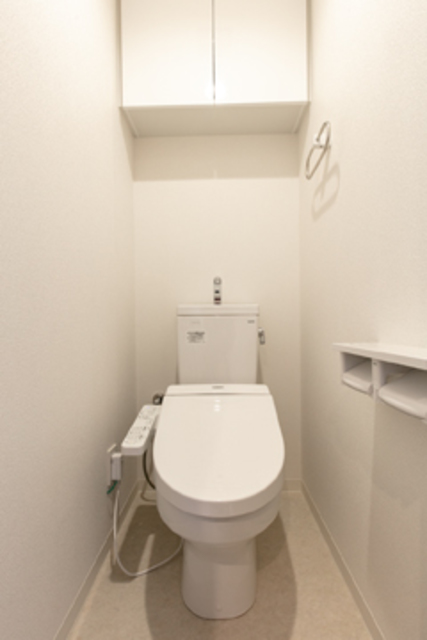 トイレ　※写真は同タイプ住戸です。