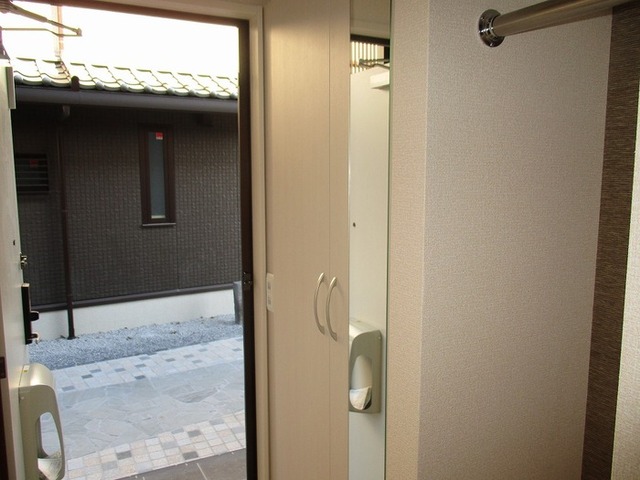 玄関　シューズボックス