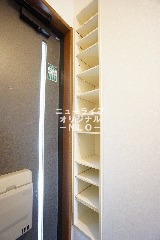 その他設備　靴を入れられる収納スペースがございます☆