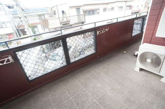 バルコニー　参考、同建物・同間取りの号室