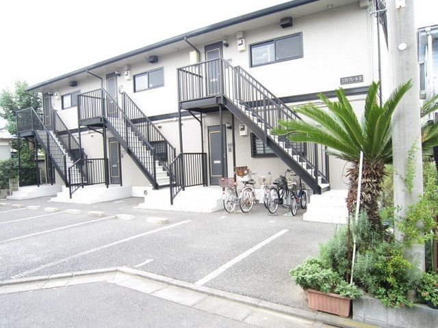 エントランス　篠崎駅徒歩９分