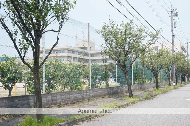 小学校　館野小学校（小学校）まで458m