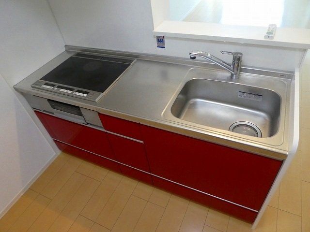 キッチン　IHコンロのシステムキッチンです。