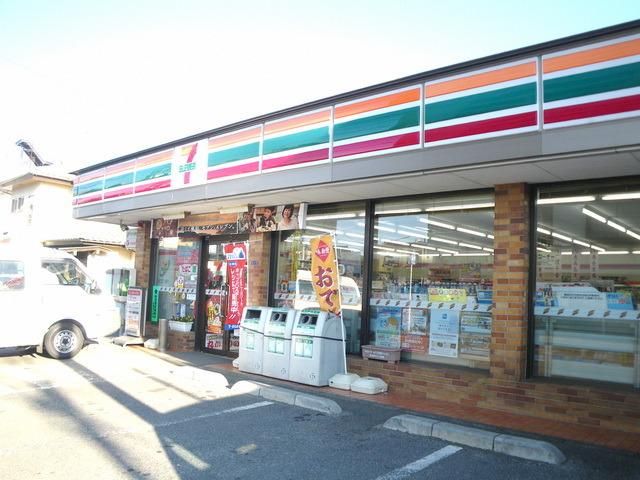 コンビニ　セブンイレブン（コンビニ）まで500m