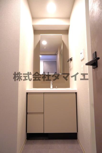 洗面設備　※写真は同タイプ住戸です。