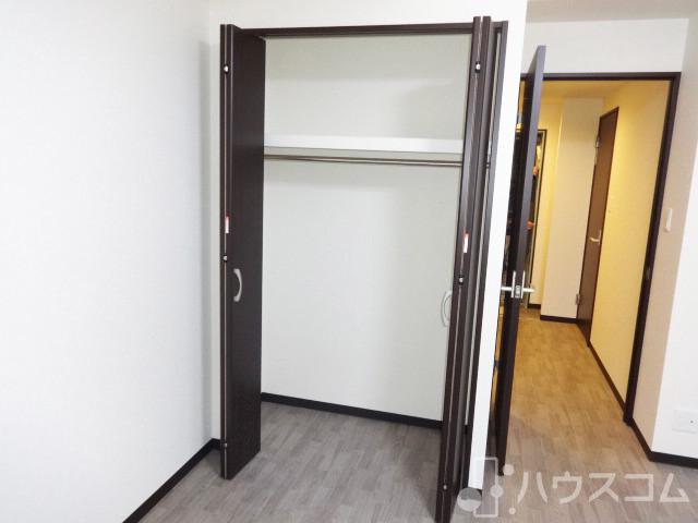 収納　幅も広さもあるクローゼット付き☆お部屋もスッキリ片付きます♪