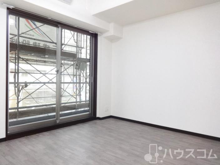 バルコニー　開放感のある窓！早起きが楽しみになりますね☆