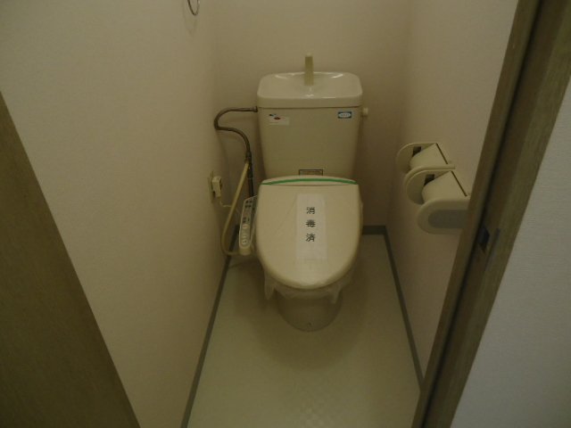 トイレ　シャワー付トイレ