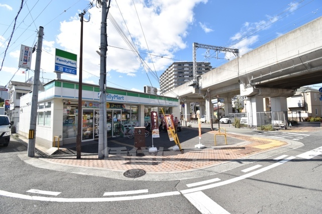 コンビニ　ファミリーマート　尼崎貴布祢（コンビニ）まで378m