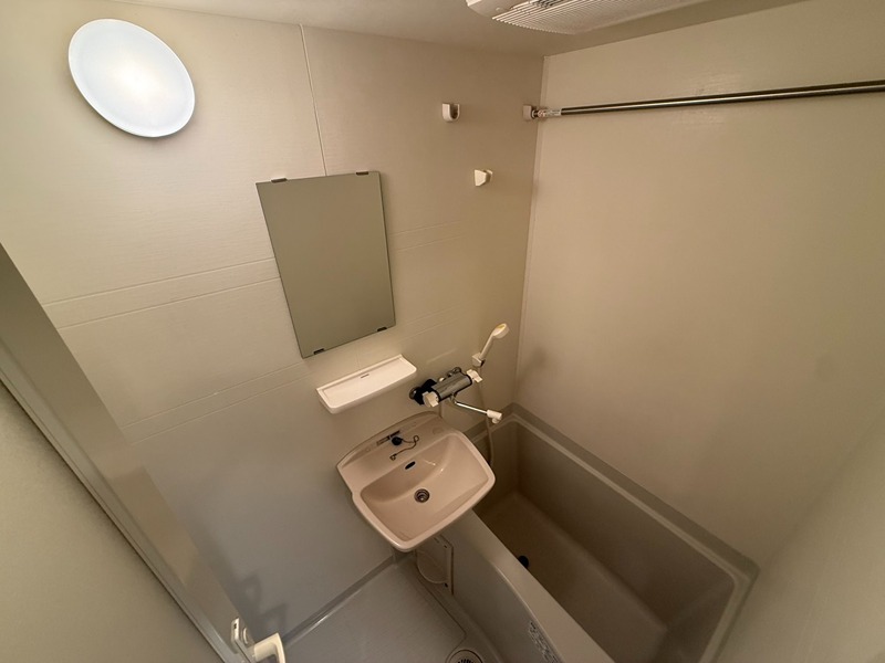 バス・シャワールーム　同建物別号室の写真です。
