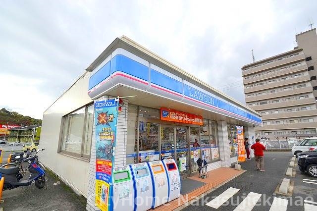 コンビニ　ローソン　広島沼田町伴店（コンビニ）まで386m
