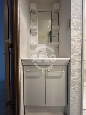 洗面設備　グランドステージ江坂　洗面台
