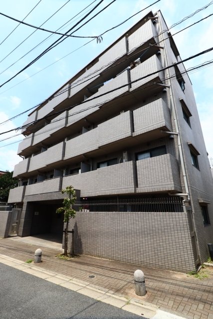 建物外観　外観は落ち着いています
