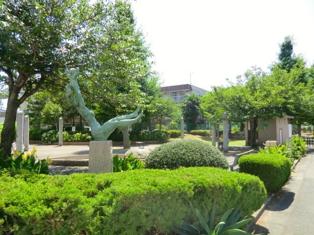 公園　いちょう公園（公園）まで300m