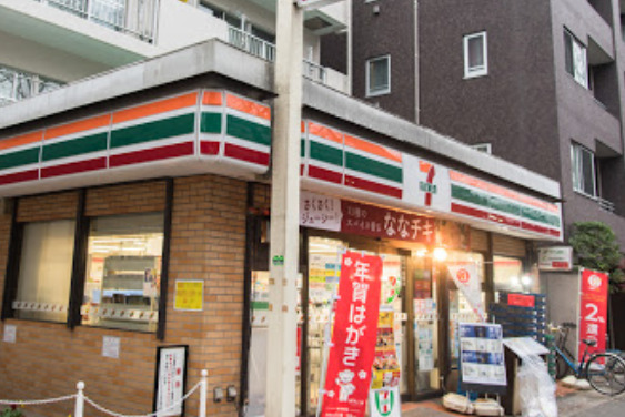 コンビニ　セブンイレブン 上北沢5丁目店（コンビニ）まで1129m