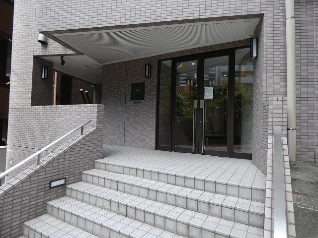 エントランス　エントランス