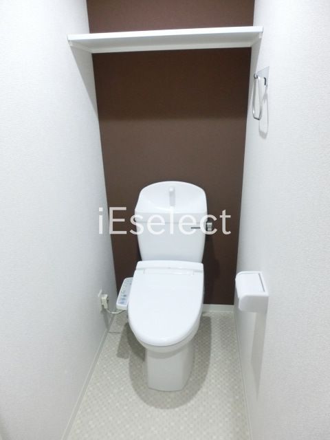 トイレ　ウォシュレット付きで快適ですね
