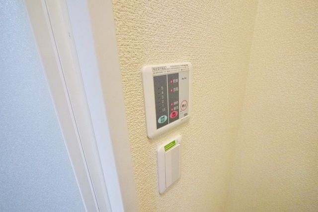その他設備　浴室乾燥機付き