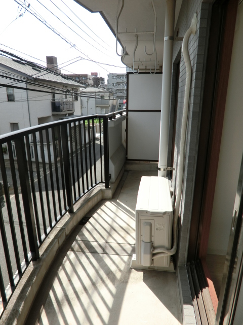 バルコニー　南向きのバルコニーです。