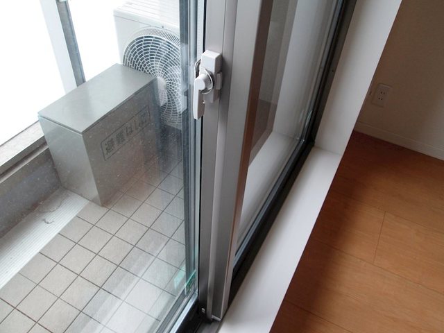 バルコニー　バルコニーあります