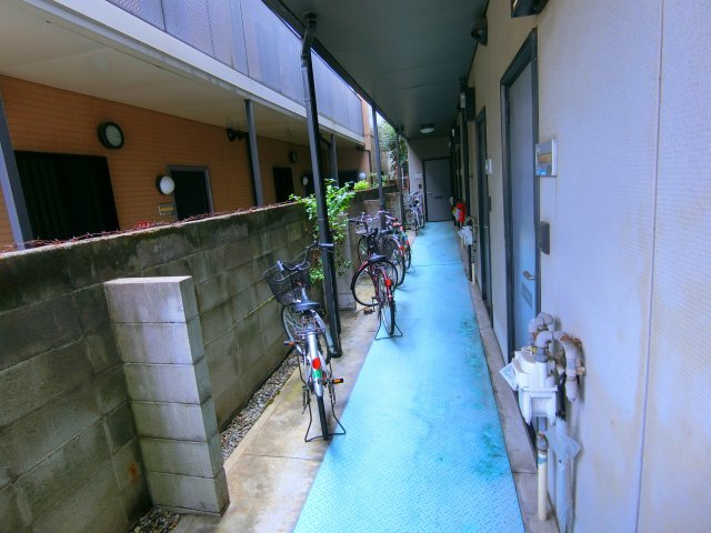 阪神本線 鳴尾・武庫川女子大前駅 徒歩7分 2階建 築30年の外観写真