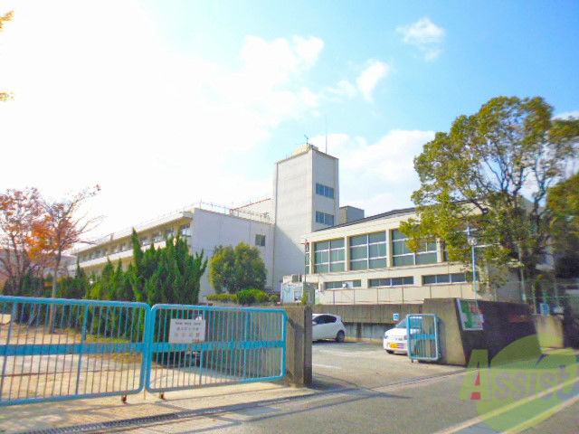 小学校　豊川南小学校（小学校）まで1063m