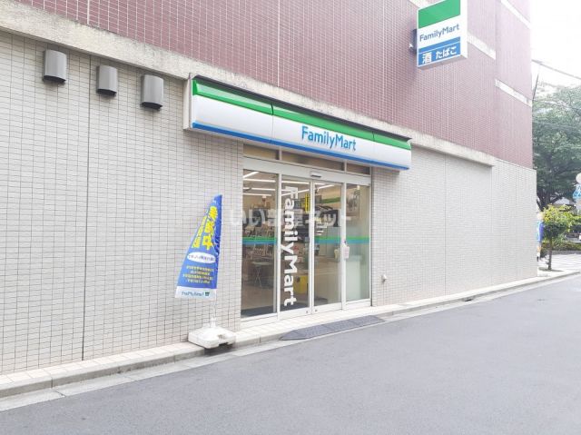 コンビニ　ファミリーマート 中村橋駅西店（コンビニ）まで467m