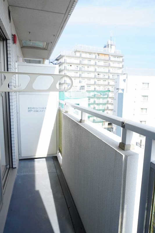 バルコニー　※写真は702号室の物です