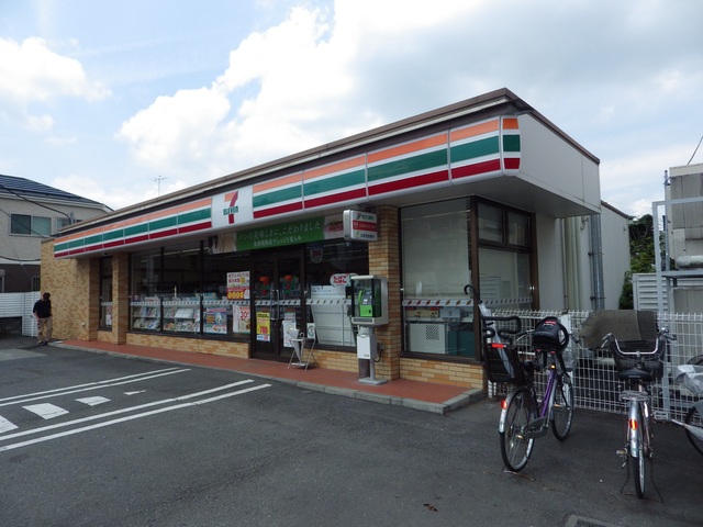 コンビニ　セブンイレブン八王子諏訪店（コンビニ）まで442m