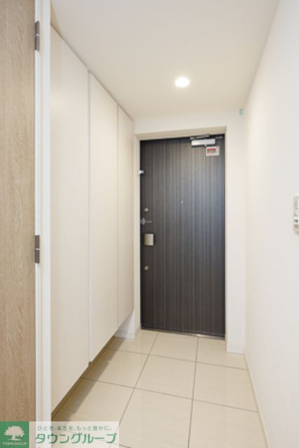 玄関　※写真は同タイプ住戸です。