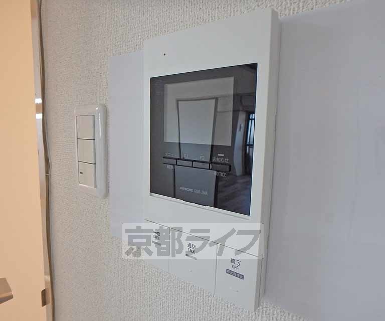 セキュリティ　モニターで来客確認できるので安心です。