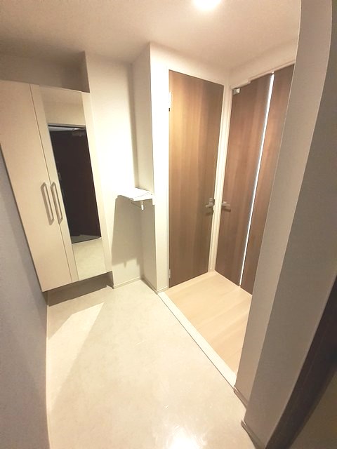 玄関　完成パース