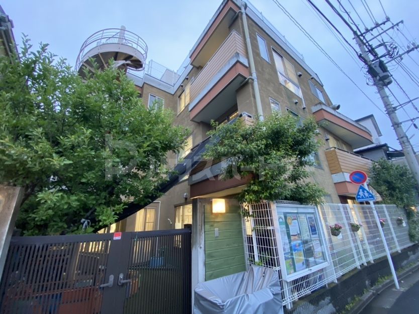 幼稚園・保育園　ひまわりキッズガーデン小茂根（幼稚園・保育園）まで520m