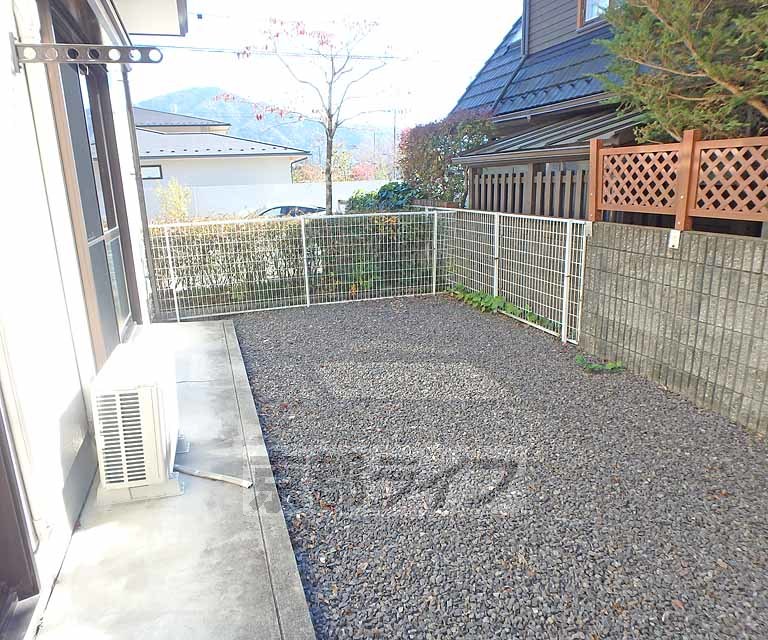 バルコニー　開放井的な広さのテラスバルコニーです。
