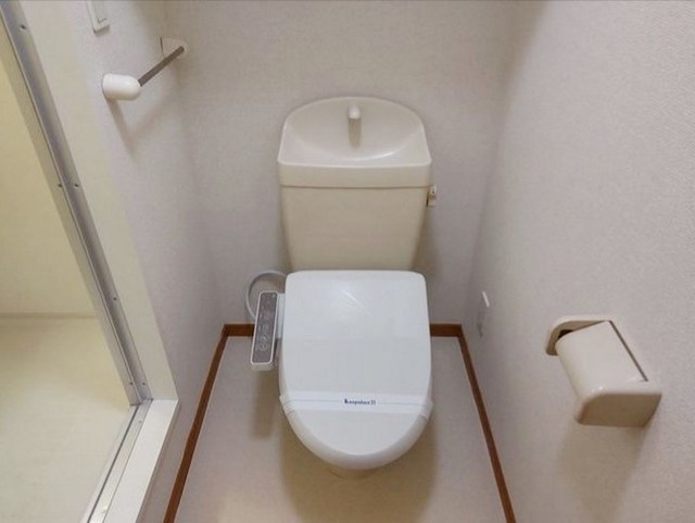 トイレ　別部屋同仕様タイプ