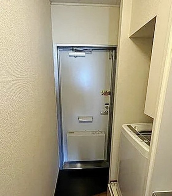 玄関　別部屋同仕様タイプ