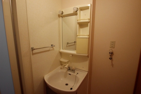 洗面設備　※別部屋の写真です