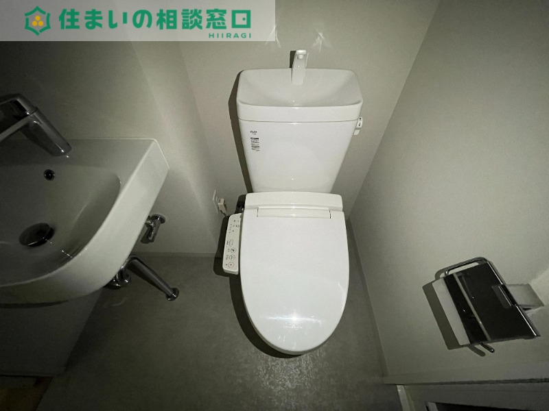 トイレ　同型