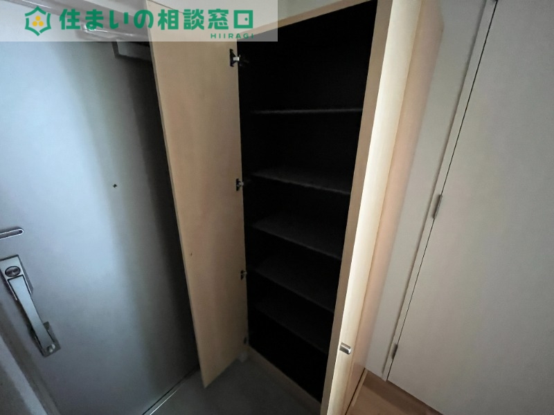 収納　同型