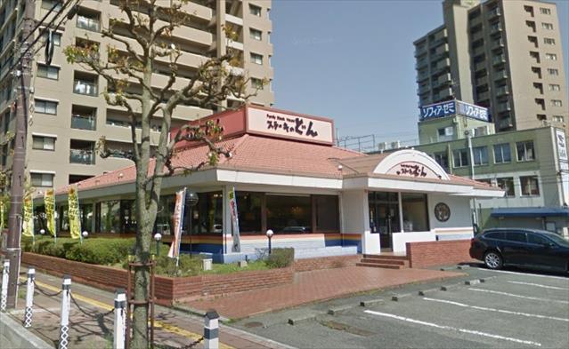 コンビニ　ファミリーマート（コンビニ）まで146m