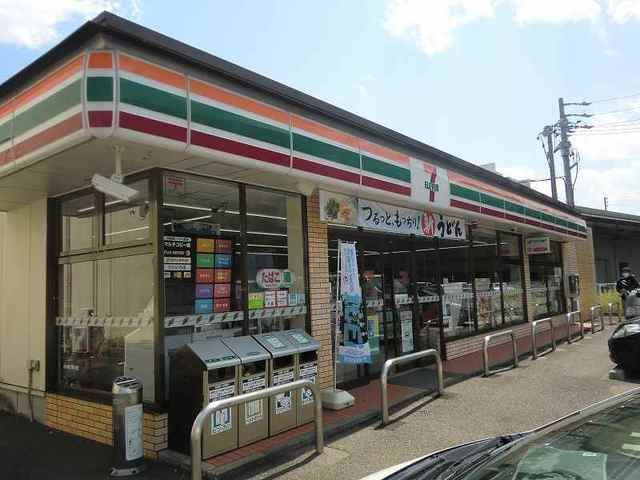 コンビニ　セブンイレブン関市下有知店（コンビニ）まで450m