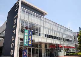スーパー　ピーコックストア芝浦アイランド店（スーパー）まで660m